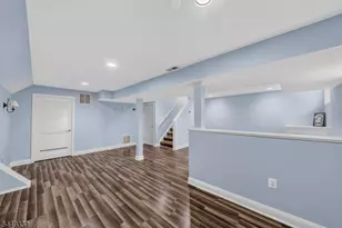 303 Cobblestone Ct, South Brunswick Township, NJ 08852 - Photo 35