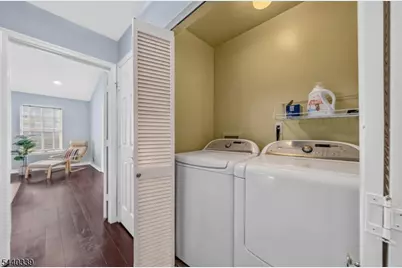 303 Cobblestone Ct, South Brunswick Township, NJ 08852 - Photo 19