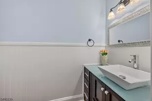 303 Cobblestone Ct, South Brunswick Township, NJ 08852 - Photo 17