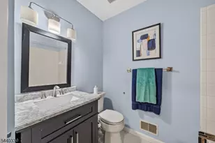 303 Cobblestone Ct, South Brunswick Township, NJ 08852 - Photo 31