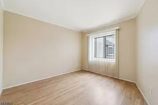 11 Trafalgar Ct, Washington Township, NJ 07840 - Photo 29