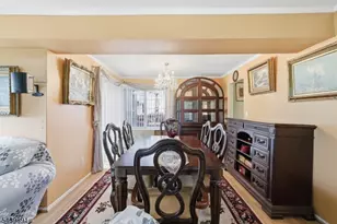 11 Trafalgar Ct, Washington Township, NJ 07840 - Photo 11