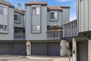 11 Trafalgar Ct, Washington Township, NJ 07840 - Photo 41