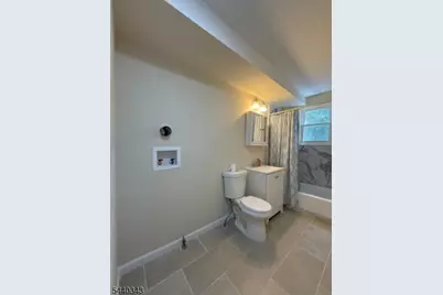 216 Delaware St, Elizabeth, NJ 07206 - Photo 5