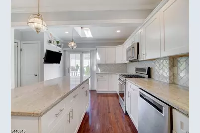 634 Sherman Ave, Roselle Park, NJ 07204 - Photo 11