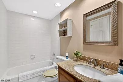 118 Terrace Dr, Chatham Township, NJ 07928 - Photo 19
