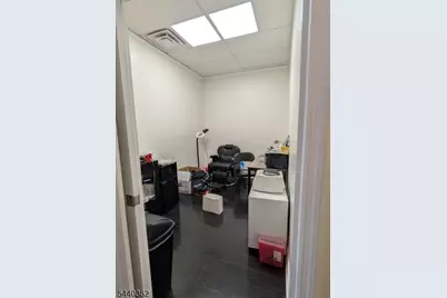 373 Centre St, Nutley, NJ 07110 - Photo 13