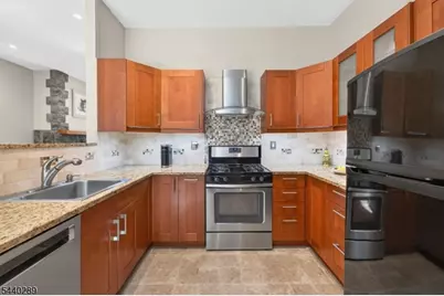 122 Runyon Ave, Piscataway Township, NJ 08854 - Photo 11