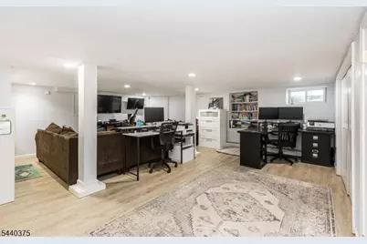 160 Woodland Ave, Verona, NJ 07044 - Photo 31