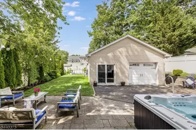 160 Woodland Ave, Verona, NJ 07044 - Photo 37