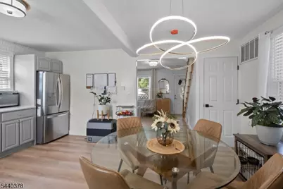 10 Arcadia Pl, Union Township, NJ 07088 - Photo 9