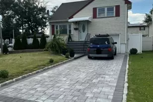 422 W Linden Ave, Linden, NJ 07036 - Photo 1
