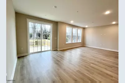 104 Myrtle Rd, Warren Township, NJ 07059 - Photo 3