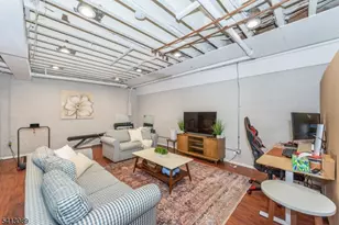 5 Murray Hill Square, New Providence, NJ 07974 - Photo 23