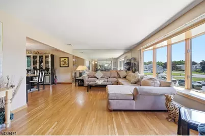 383 Talbot Dr, Fairfield, NJ 07004 - Photo 7