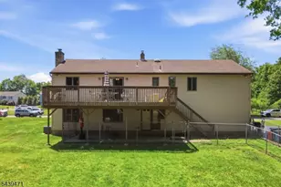 383 Talbot Dr, Fairfield, NJ 07004 - Photo 39