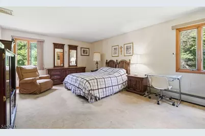 383 Talbot Dr, Fairfield, NJ 07004 - Photo 25