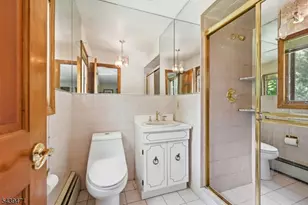 383 Talbot Dr, Fairfield, NJ 07004 - Photo 27