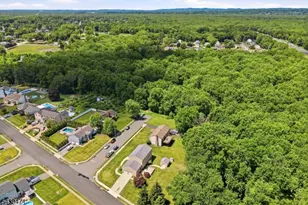 383 Talbot Dr, Fairfield, NJ 07004 - Photo 45