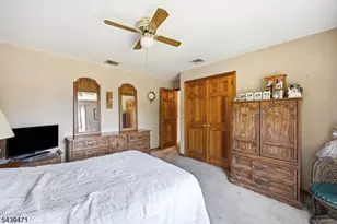 383 Talbot Dr, Fairfield, NJ 07004 - Photo 21