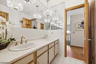 383 Talbot Dr, Fairfield, NJ 07004 - Photo 19