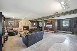 383 Talbot Dr, Fairfield, NJ 07004 - Photo 31