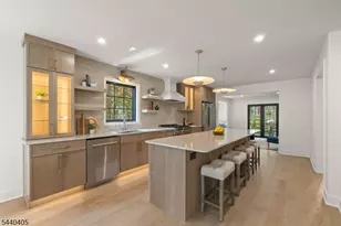 34 Pine Terrace, Millburn, NJ 07078 - Photo 9