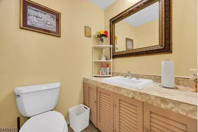 5 Cortland Dr, Franklin Township, NJ 08873 - Photo 9