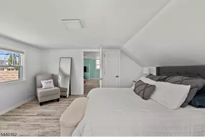 10 Dale Dr, Fairfield, NJ 07004 - Photo 21