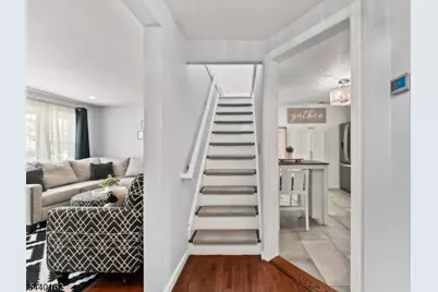 10 Dale Dr, Fairfield, NJ 07004 - Photo 33