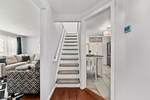 10 Dale Dr, Fairfield, NJ 07004 - Photo 33