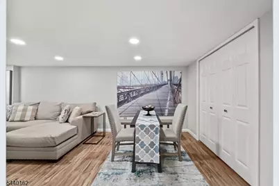 10 Dale Dr, Fairfield, NJ 07004 - Photo 19