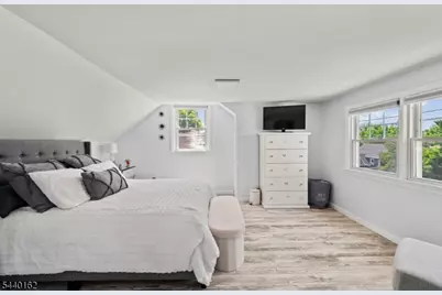 10 Dale Dr, Fairfield, NJ 07004 - Photo 23