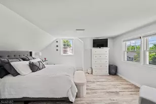 10 Dale Dr, Fairfield, NJ 07004 - Photo 23