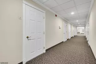 3105 Chesterwood Way, Franklin Township, NJ 08873 - Photo 5