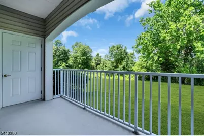 3105 Chesterwood Way, Franklin Township, NJ 08873 - Photo 17
