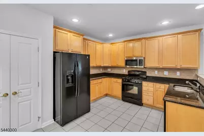 3105 Chesterwood Way, Franklin Township, NJ 08873 - Photo 21