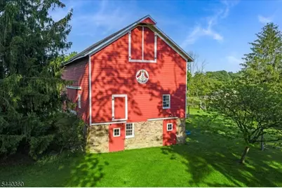 1014 Califon Cokesbury Rd, Tewksbury Township, NJ 08833 - Photo 33