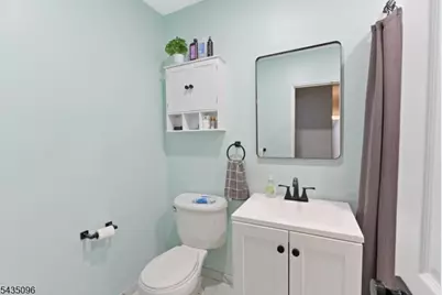 25 Grand Ave #1E, Hackensack, NJ 07601 - Photo 11