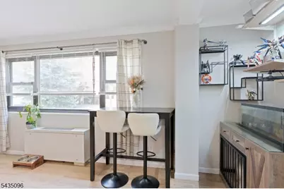 25 Grand Ave #1E, Hackensack, NJ 07601 - Photo 7