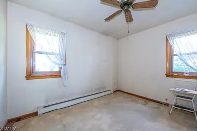 18 Midland Ave, Washington Township, NJ 07882 - Photo 9