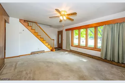 18 Midland Ave, Washington Township, NJ 07882 - Photo 3