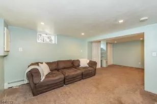 7 Hobart Pl, Clifton, NJ 07011 - Photo 11