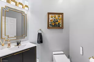 5 Woodfield Ct, Franklin Township, NJ 08540 - Photo 21