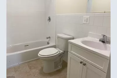 192 Market St #6B, Newark, NJ 07102 - Photo 3