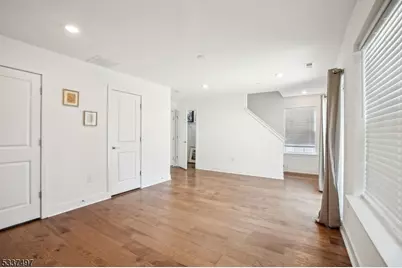 10 Cecala Rd, Morris Plains, NJ 07950 - Photo 19