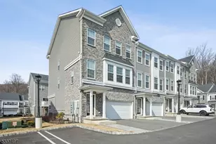 10 Cecala Rd, Morris Plains, NJ 07950 - Photo 23