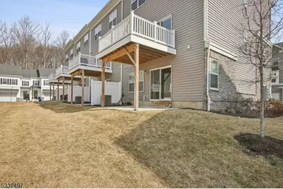 10 Cecala Rd, Morris Plains, NJ 07950 - Photo 21