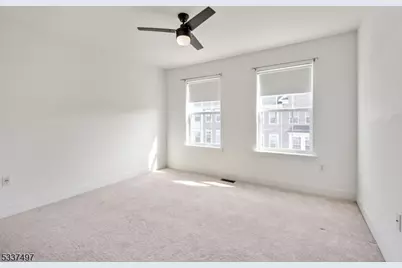 10 Cecala Rd, Morris Plains, NJ 07950 - Photo 17