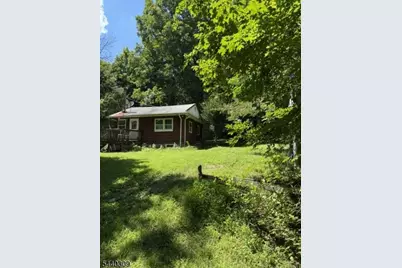 18 Quayle Rd, Jefferson Township, NJ 07849 - Photo 1